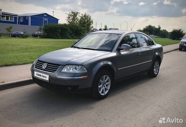 Volkswagen Passat 1.8 AT, 2004, 320 000 км