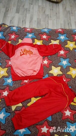 Костюм спортивный