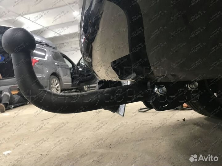 Фаркоп для Ford Focus (Форд Фокус) 2, 3 седан