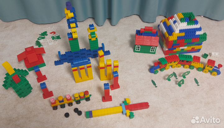 Конструктор-кубики MegaBloks и Полесье