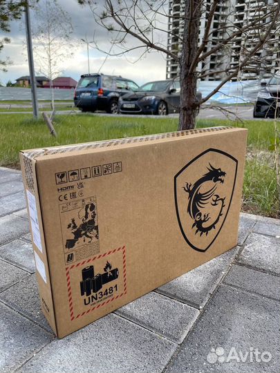 Игровой ноутбук Msi Katana 512GB B12UCR-1024XRU