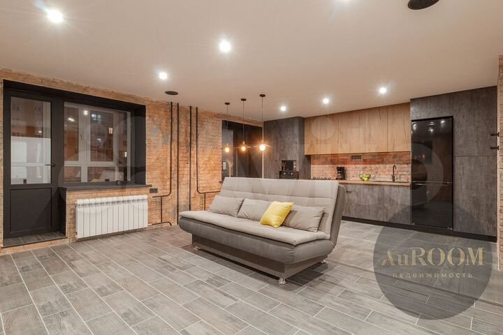 3-к. квартира, 76,5 м², 1/10 эт.