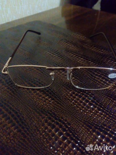 Очки для зрения женские(+1)«