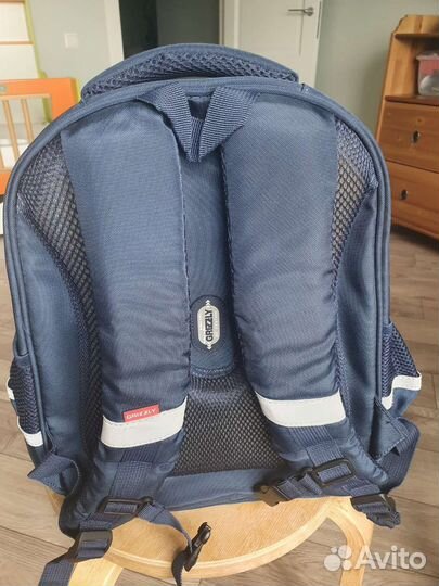 Рюкзак школьный для мальчика grizzly
