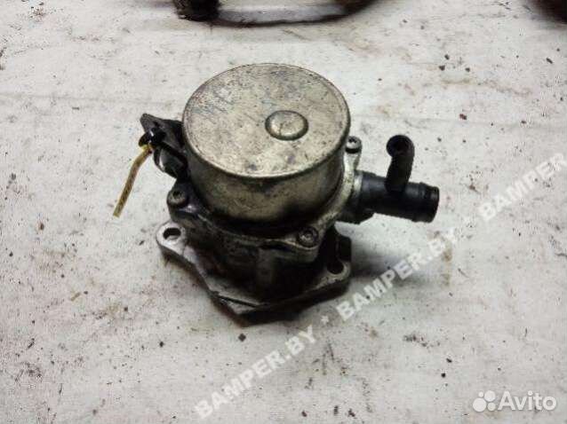 Насос вакуумный Renault Megane 3 8201005306B