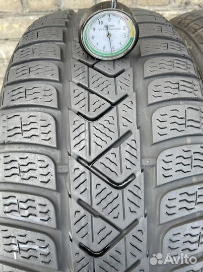 Pirelli Winter Sottozero 3 215/55 R17