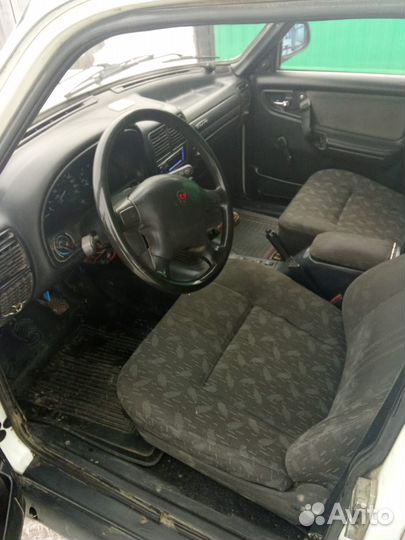 ГАЗ 3110 Волга 2.4 МТ, 2000, 250 000 км