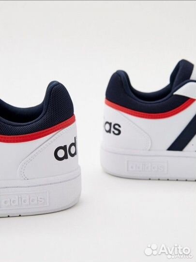 Продам оригинальные кроссовки Adidas Hoops 3.0