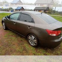 Kia Cerato 1.6 MT, 2013, 123 000 км, с пробегом, цена 1 000 000 руб.