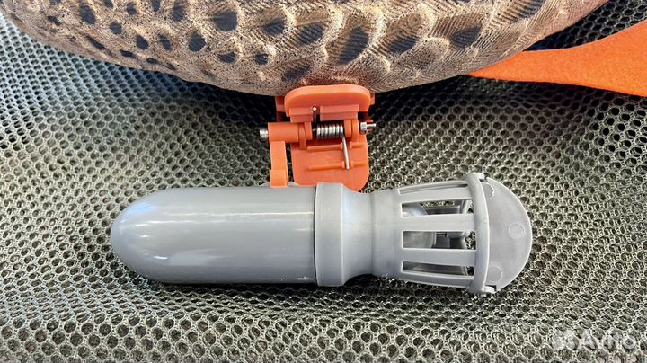 Чучело плавающее на моторе