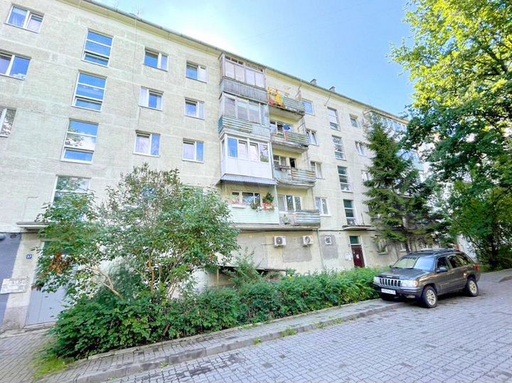 2-к. квартира, 47 м², 3/5 эт.