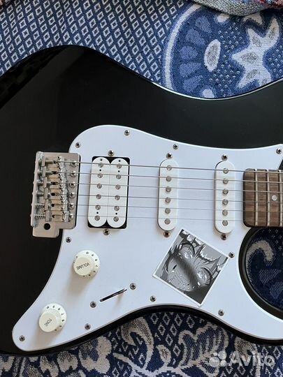 Электро гитара Yamaha Pacifica с комбиком Fender