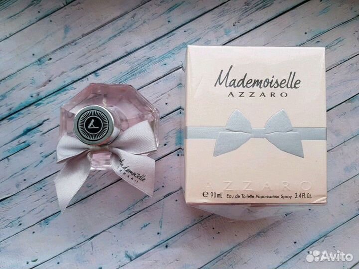 Mademoiselle azzaro