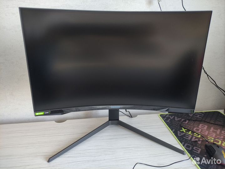 Samsung Odyssey G7 27 C27G75tqsi 2560x1440 240 Гц