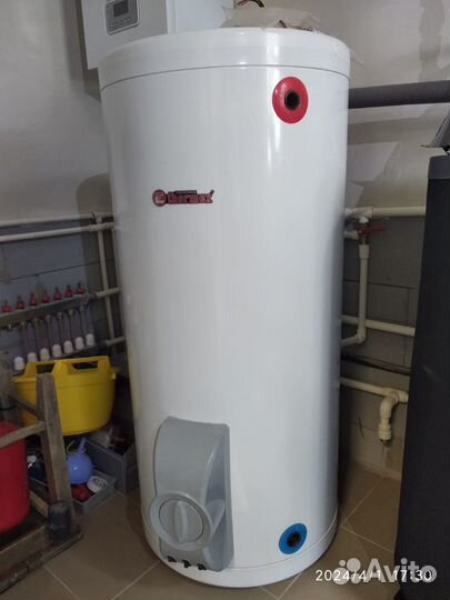 Водонагреватель накопительный