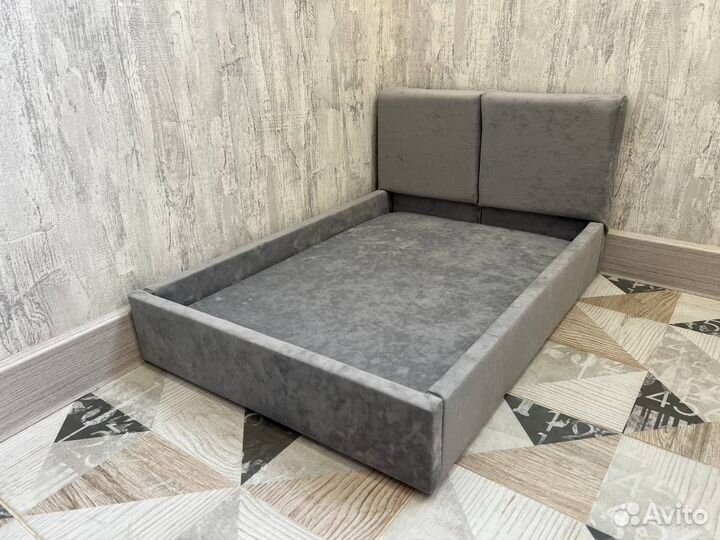 Кровать, лежанка, тахта для животных