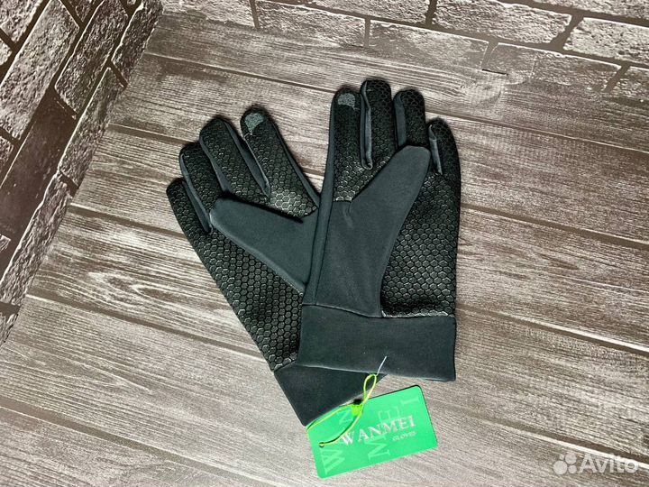 Перчатки Nike