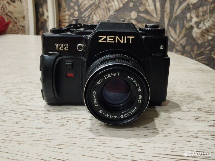 Пленочный фотоаппарат зенит 122