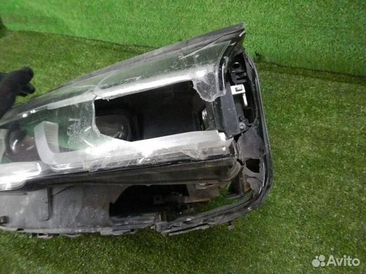 Фара правая BMW 5-Series/M5
