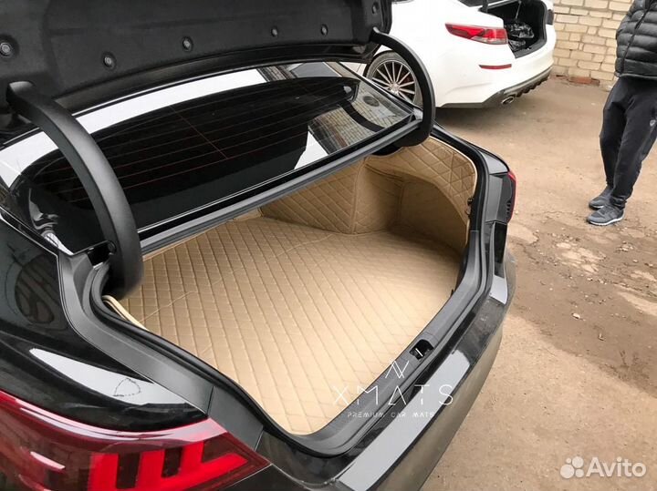 3D Коврики в багажник для Toyota Camry XV70