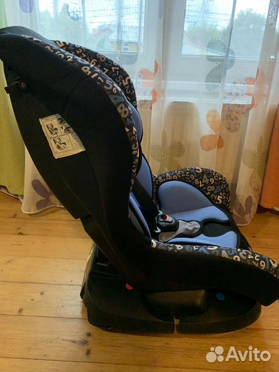 Автомобильное детское кресло от 9 до 36 кг