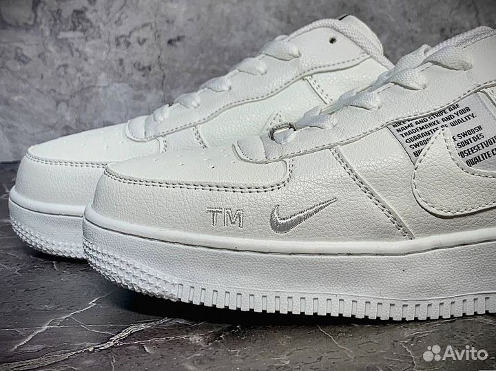 Кроссовки Nike Air Force зимние