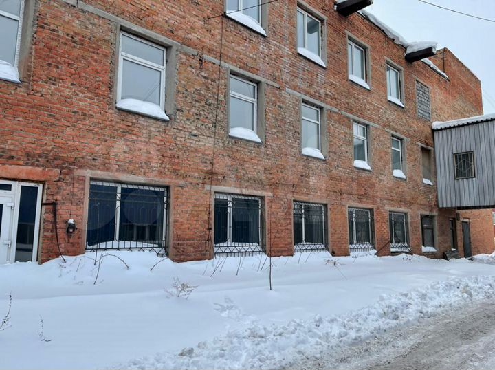 Здание, 2073 м²