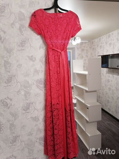 Вечернее платье