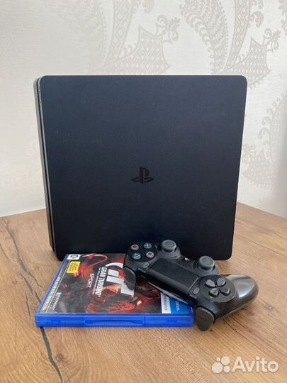 Sony playstation PS4 slim 1tb