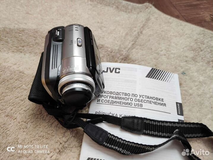 Видеокамера JVC GZ-MG77E