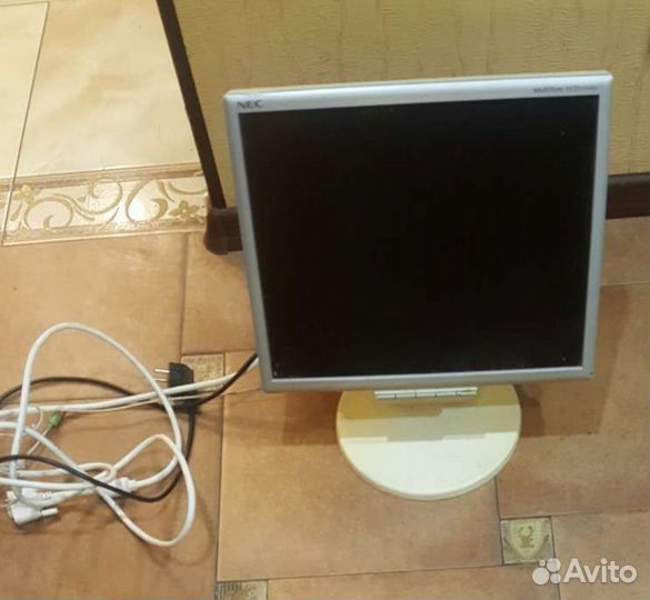 Монитор NEC