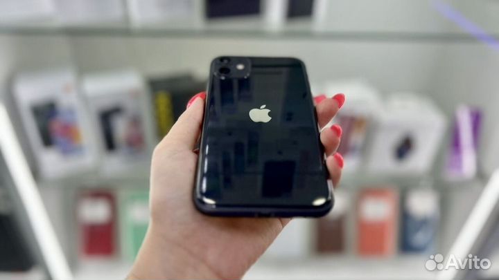 iPhone 11, 64 ГБ