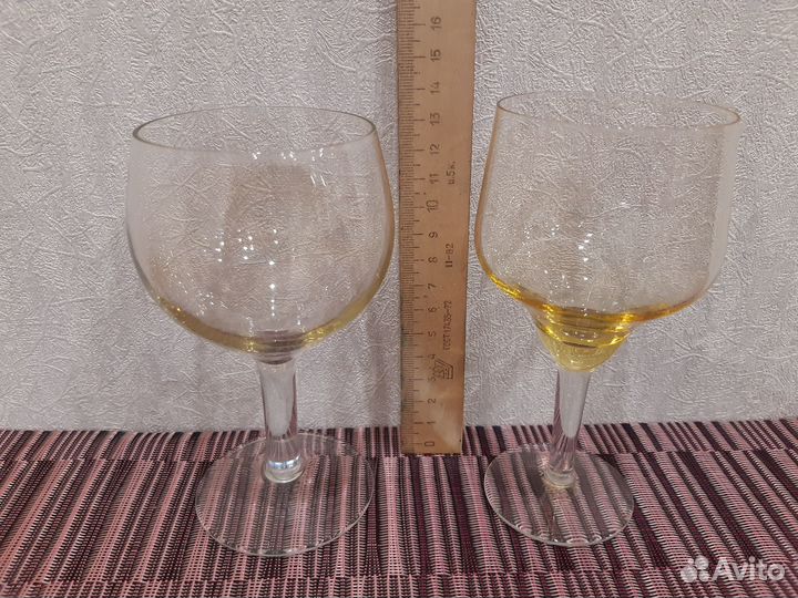 Фужеры СССР, цветное медовое стекло 3 и 2 шт