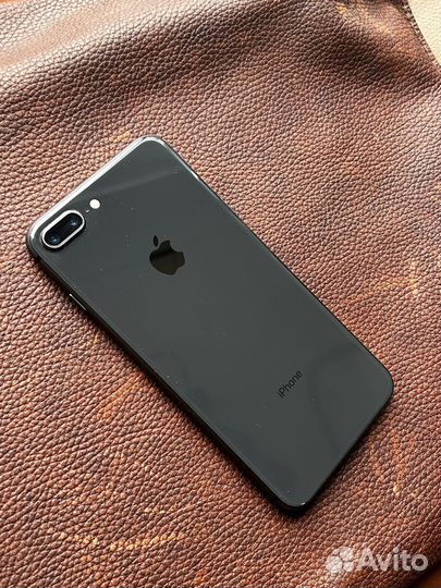 iPhone 8 Plus, 256 ГБ