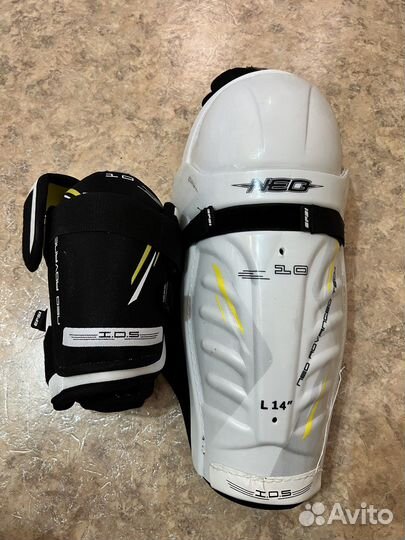 Защита хоккейеая (Налокотники и щитки ног)