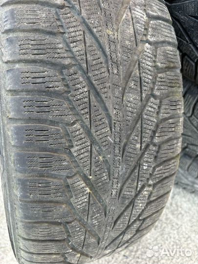 Nokian Tyres Hakkapeliitta R2 SUV 255/55 R19