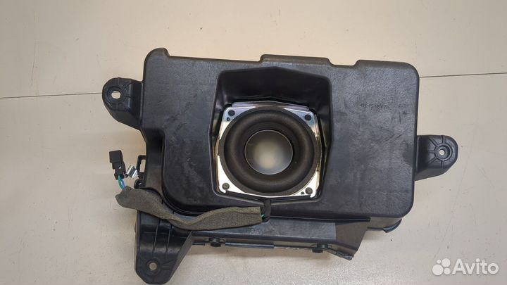 Сабвуфер Chevrolet Volt, 2012