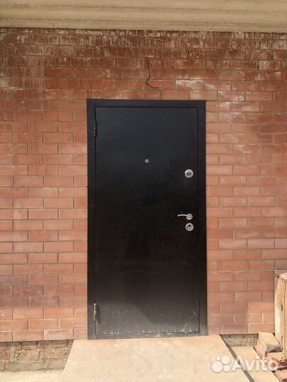Дверь входная металлическая уличная