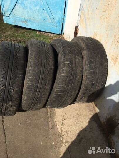 Michelin Agilis 3 215/65 R16