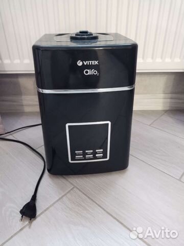 Увлажнитель-ионизатор Vitek 1764 вк