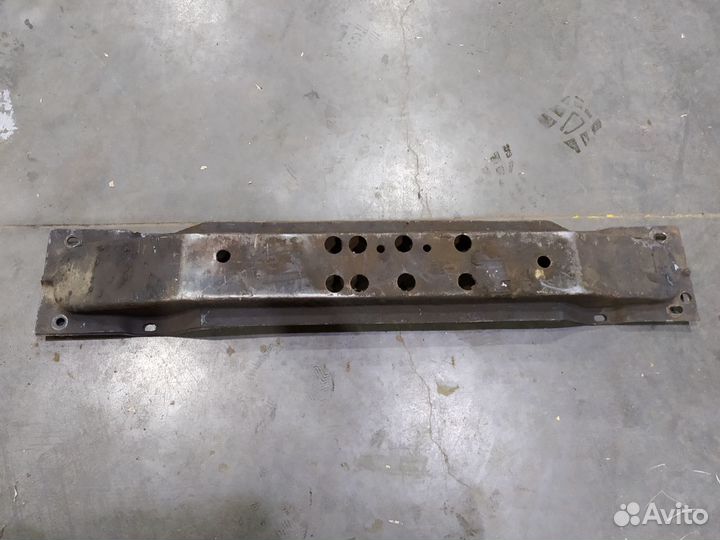 Траверса АКПП Jeep Cherokee XJ 4.0