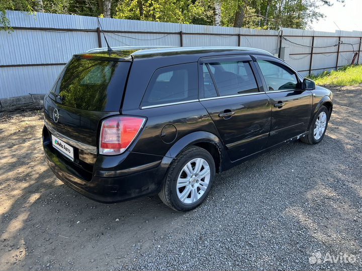 Opel Astra 1.6 МТ, 2011, 233 946 км