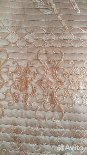 Комплект. Покрывало и шторы