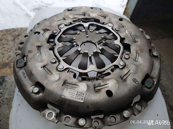 К-т сцепления VW passat B8 1.6 tdi 6МКПП Б\У