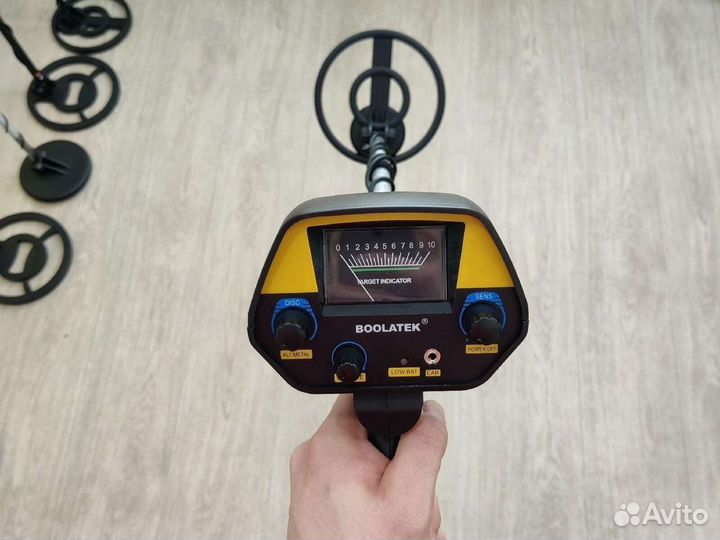 Металлоискатель новый