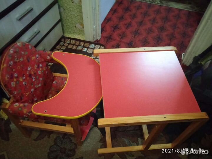 Стульчик для кормления