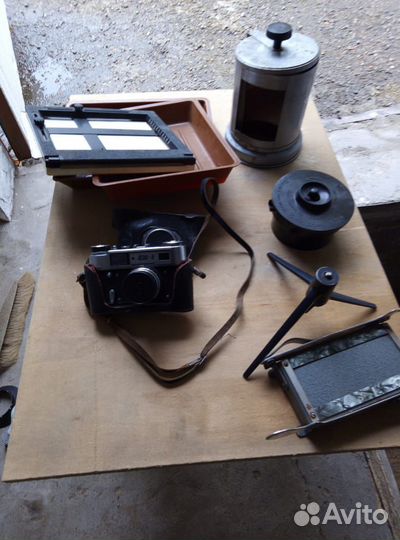 Фотоаппарат фэд, увеличитель упа, бачек, штатив