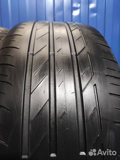 Bridgestone Turanza T001 225/55 R17