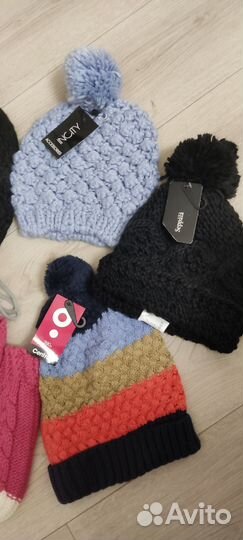 Шапки и варежки женские пакетом