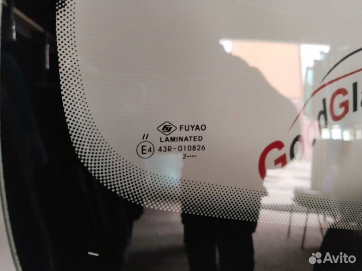 Автостекло Фольксваген Амарок/Volkswagen Amarok